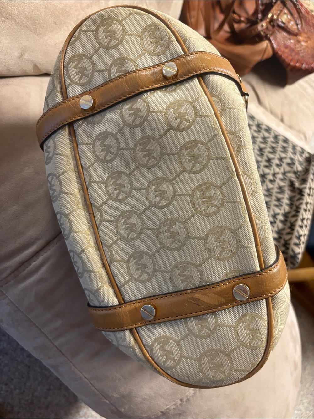 Michael Kors Tan & Beige MK Logo Satchel - Picture 7 of 9